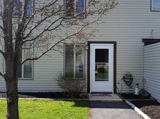 51 King Henry Cir, Rosedale, MD 21237