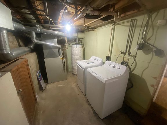 2nd image of 219 N 33rd St #1/2