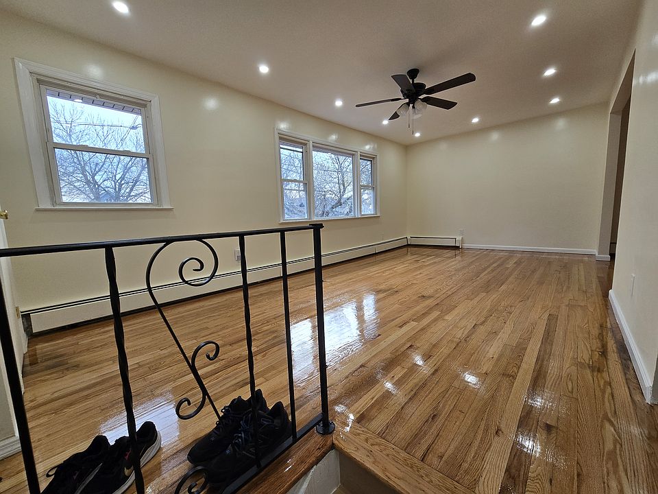 Entrance view from Stairs