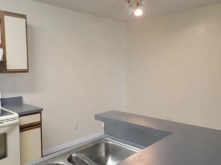 2031 Cascades Blvd #2-308 — Photo 11