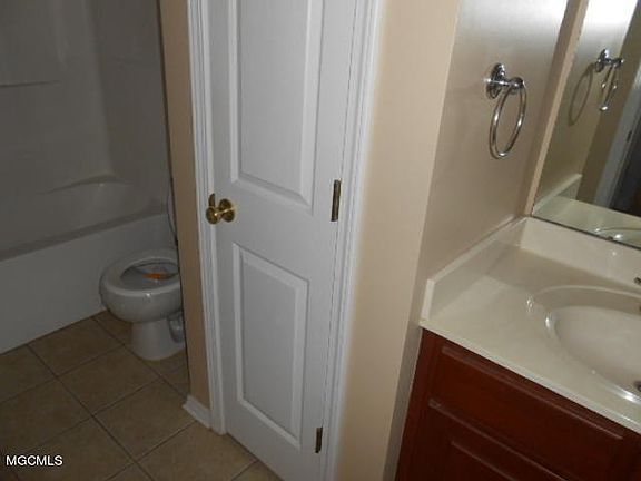 5th image of 13509 Laurel Oaks Ln