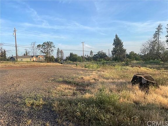 2nd image of 3967 Neal Rd