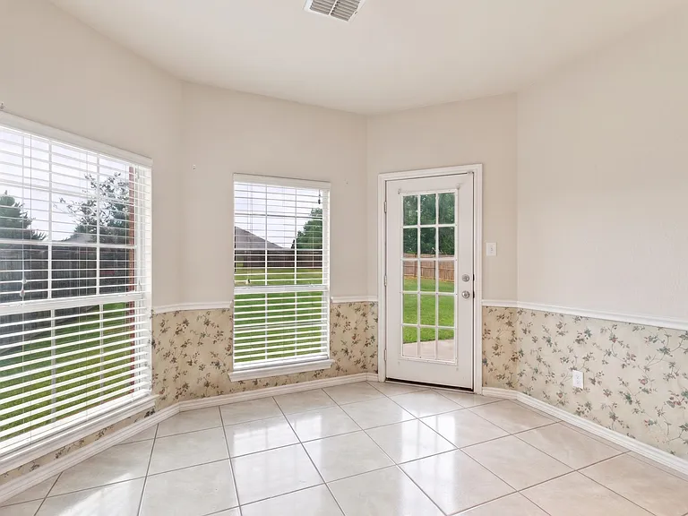 5912 Saddleridge Ct — Photo 12