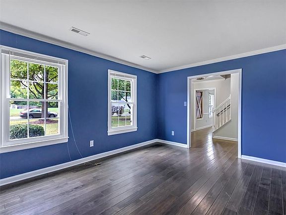 5th image of 137 Wilkinson Estates Dr