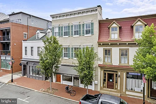 415 William St #A Photo 1