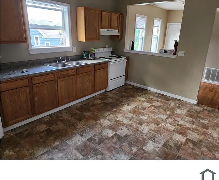 1600 S Geddes St #4 — Photo 5