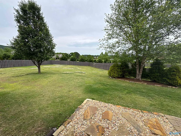 4323 Flint Dr SE — Photo 40