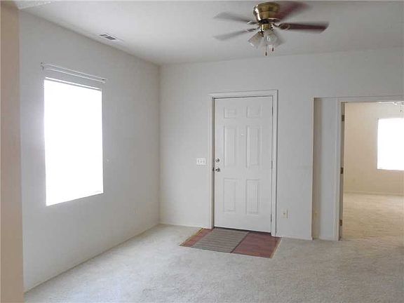 4th image of 208 5th Ave SE