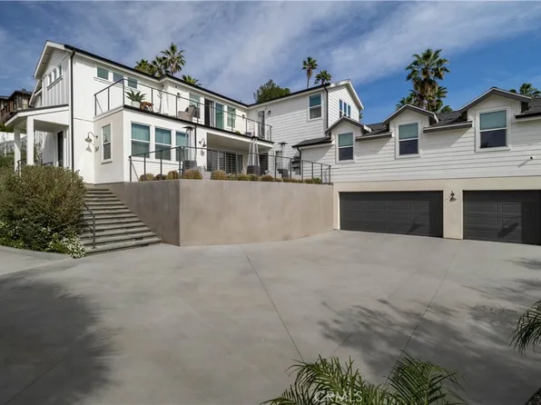 18806 Winnwood Ln, Santa Ana, CA 92705