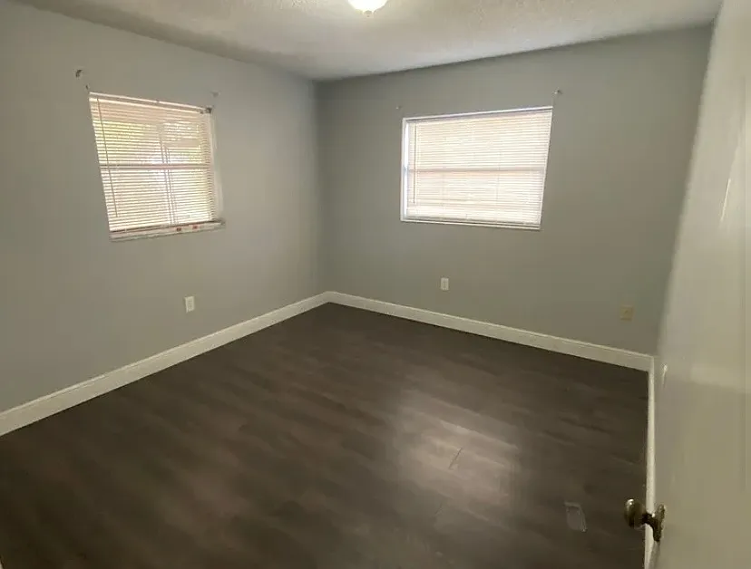 10548 Blythville Rd — Photo 3