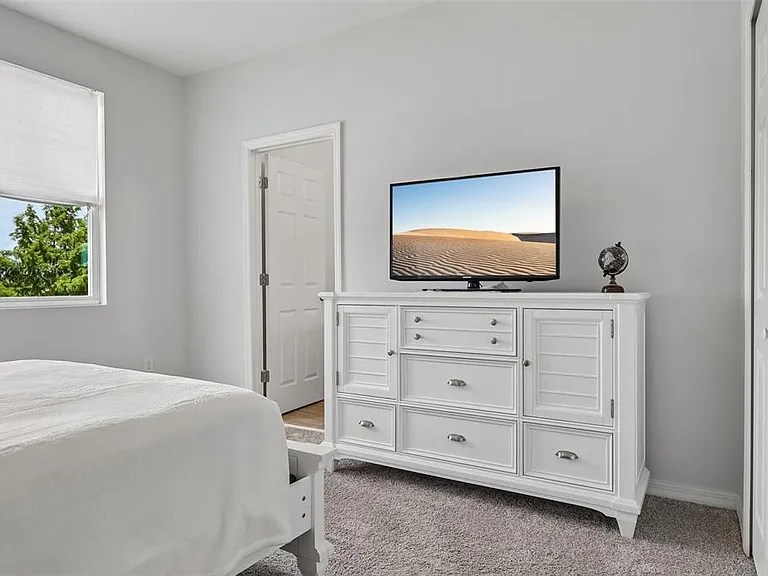 343 Blue Cypress Dr — Photo 36