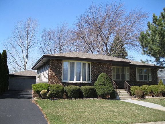 2nd image of 20710 Sandridge Dr
