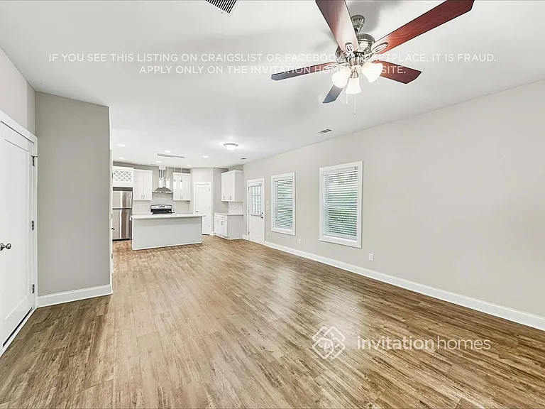 310 Valley View Dr — Photo 5