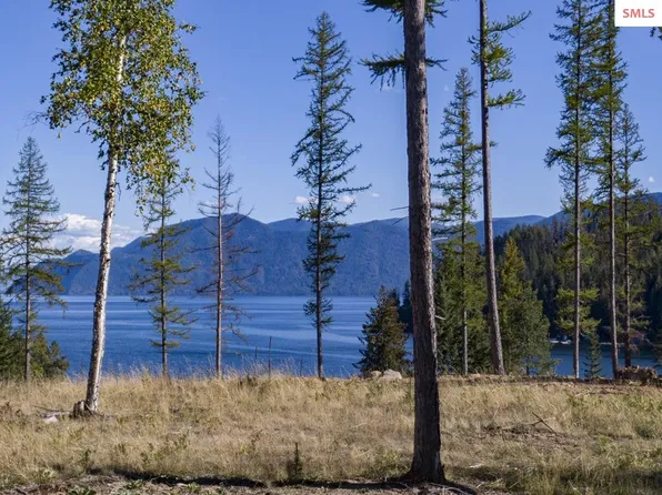 15 S Camp Bay Rd, Sagle, ID 83860