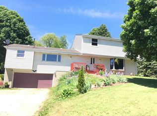 3221 Cty Hwy, Slinger, WI 53086