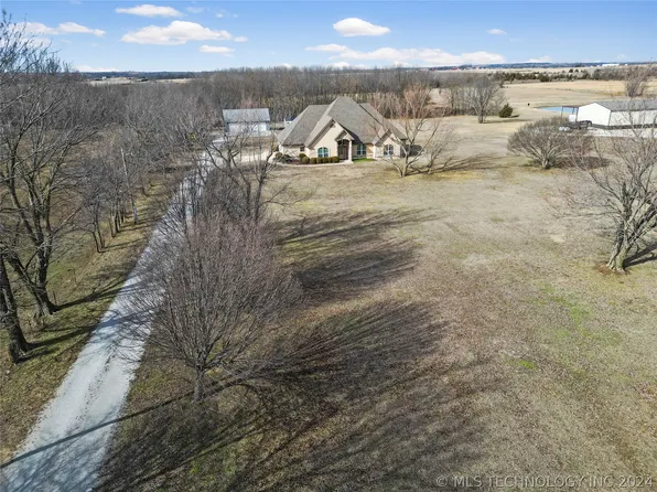21495 N 411th Rd, Nowata, OK 74048
