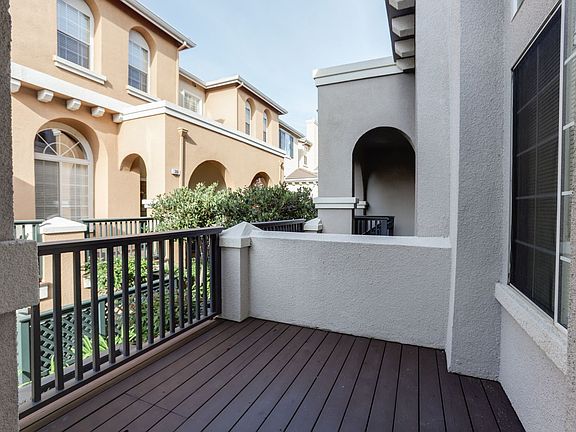 4th image of 205 Moresby Ln