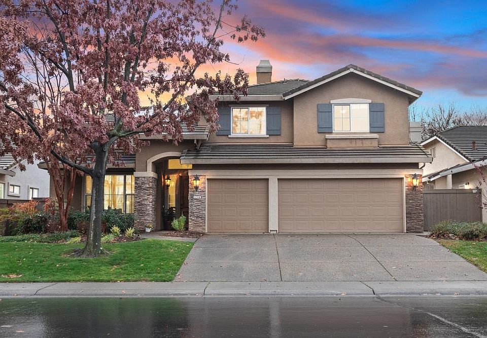 1st image of 3298 Stonehurst Dr