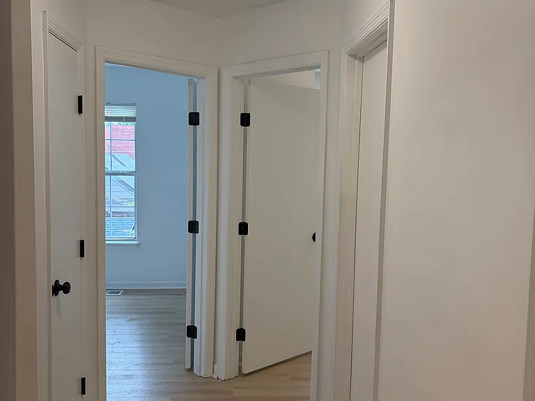 520 Michigan St — Photo 24