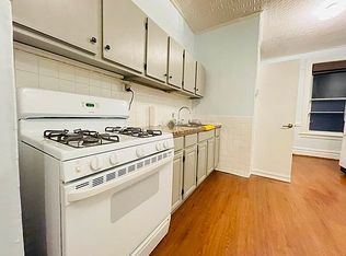 1820 Centre St APT 1R, Ridgewood, NY 11385