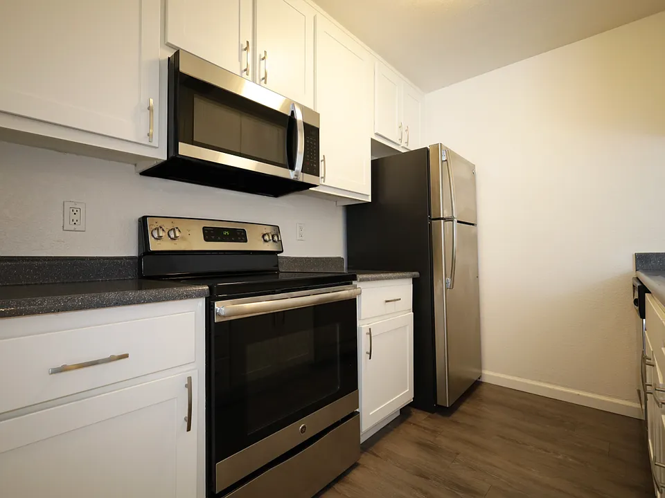 Sierra Ridge Apartments