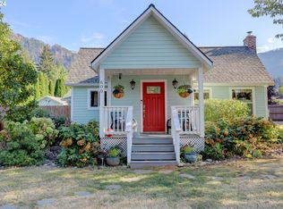 600 SE Forest Ln, Cascade Locks, OR 97014