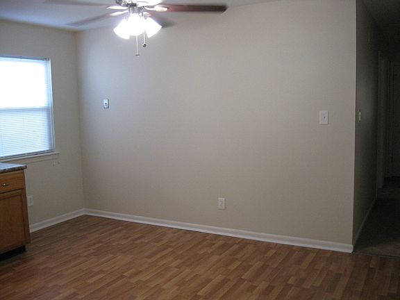 4th image of 3806 Augustine Cir