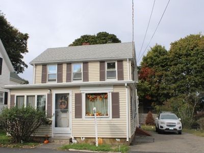 18 Grove St, Gloucester, MA, 01930