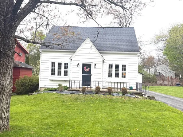 365 Underwood Ave, Elmira, NY 14905
