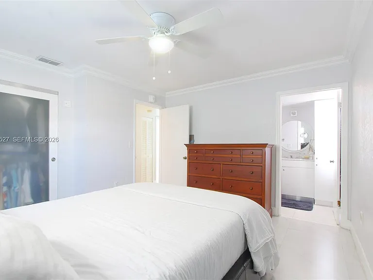 49 Majorca Ave #303 — Photo 10