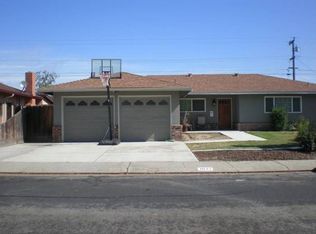 1027 Sutter St, Manteca, CA 95336