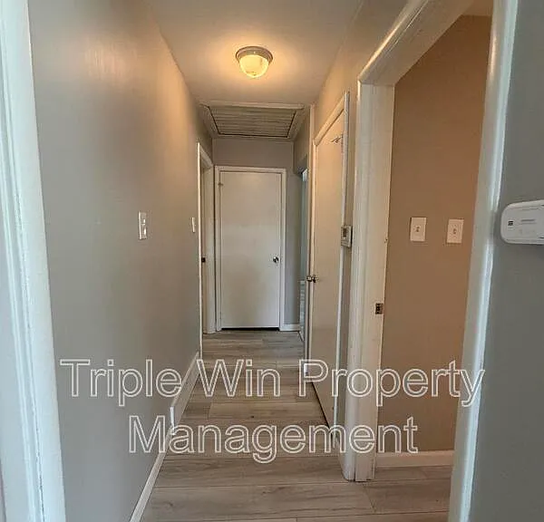 9739 Balboa Dr — Photo 18