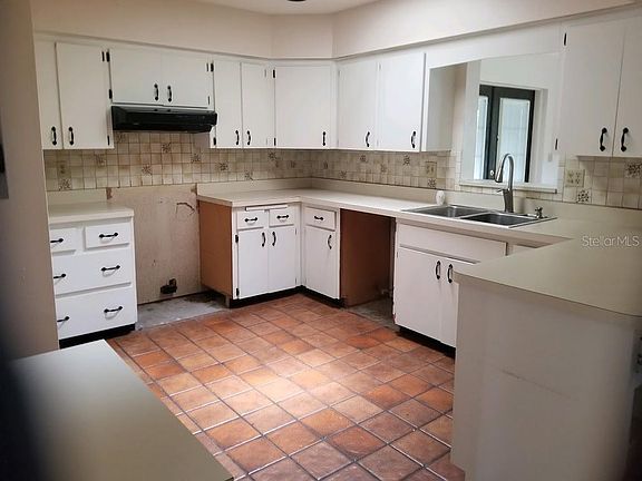 3rd image of 3501 18th Avenue Dr W