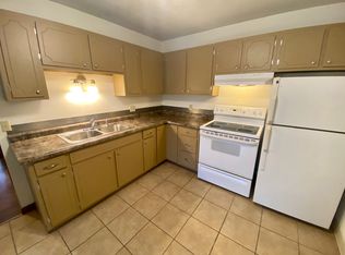 408 Morris St APT 11, Holmen, WI 54636