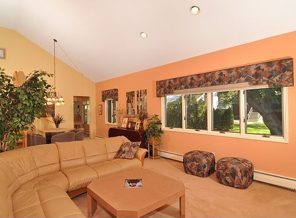 2nd image of 17 Westway