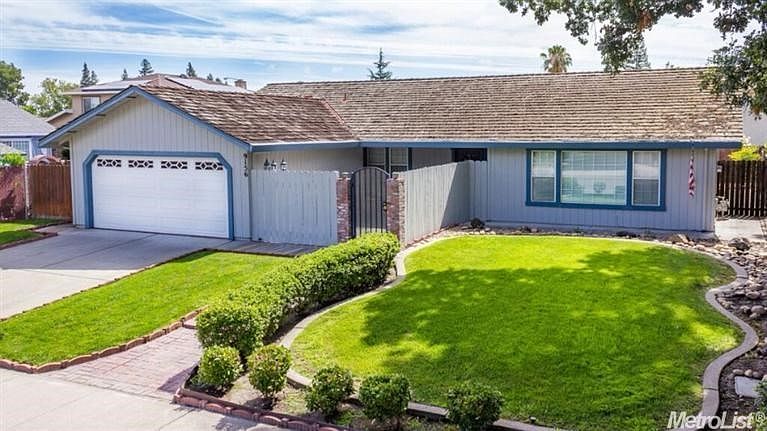 1st image of 9156 Bainbridge Pl