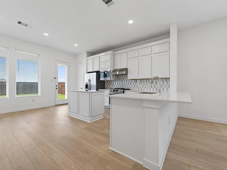 16315 Mesquite Field Dr — Photo 5