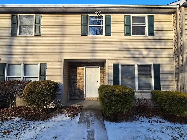 512 Harding St — Photo 2