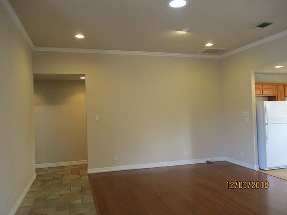 4th image of 1209 Bremerton Dr