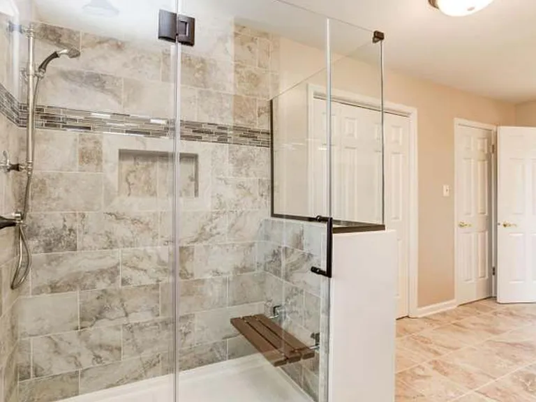 Imagine a closet this spacious and beautiful. Every outfit has its own perfect place, neatly organized and easy to access. No more searching aimlessly for your things, just clean, stress-free living with plenty of storage space.