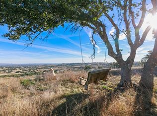 208 Majestic Hills Dr, Blanco, TX 78606