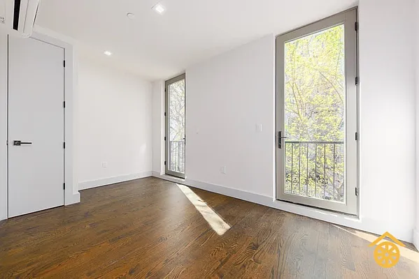 Rented by Reubel Group LLC | media 5