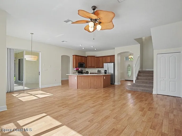 4751 Chardonnay Dr — Photo 24
