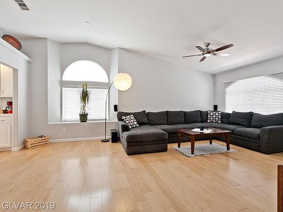 5th image of 3744 Crescent Canyon St