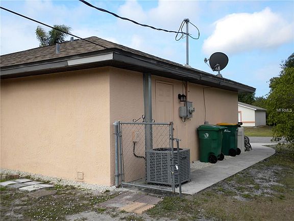 5th image of 7296 Yardley St