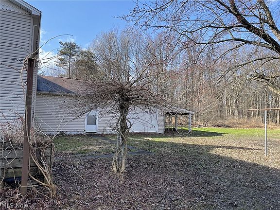 3rd image of 13004 Chardon Windsor Rd