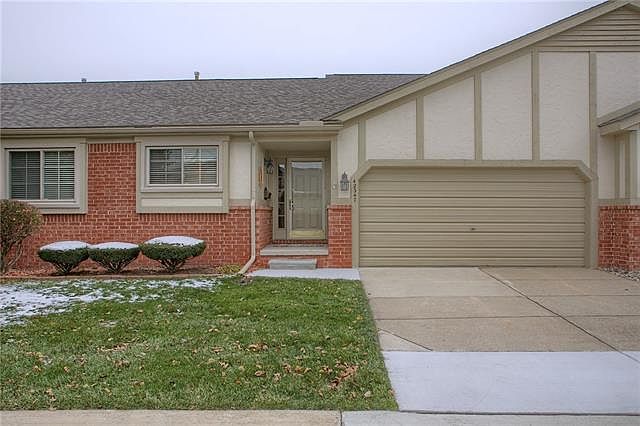 1st image of 42347 Creekside Dr