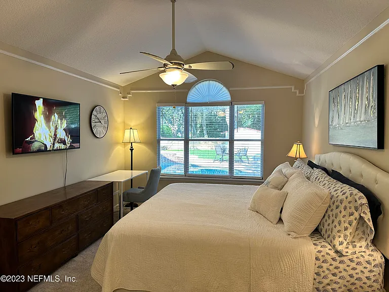 1624 Roberts Dr — Photo 10