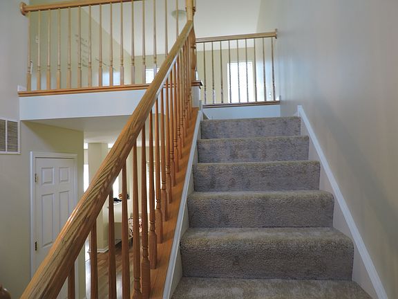 3rd image of 2727 Borkshire Ln
