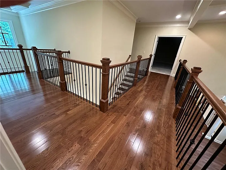 510 Lake Medlock Dr — Photo 29